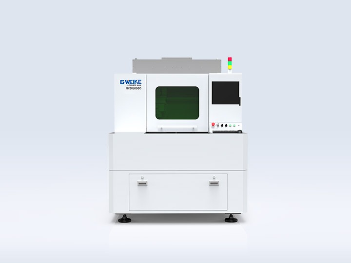 <b>精密钻孔机</b>